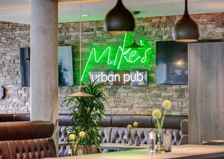 Mike's Urban Pub